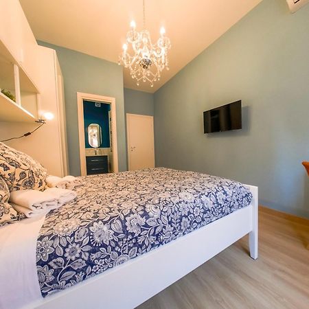 Chic Modern 2-Bedroom Near Metro Roma Exterior foto